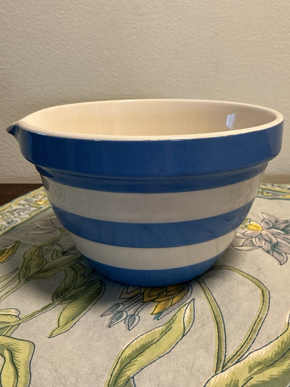 T.G. Green The Original Cornish Blue Striped 40 oz. Lipped Mixing Bowl England